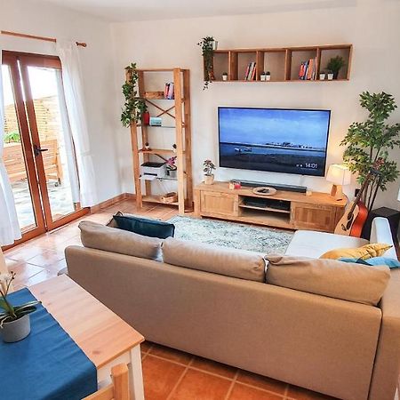 Oasis Desert - Holiday Home With Pool & Garden Near Corralejo And Lajares Екстер'єр фото